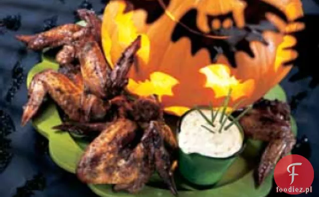 Bernice ' s Bat Wings With Swamp Dip