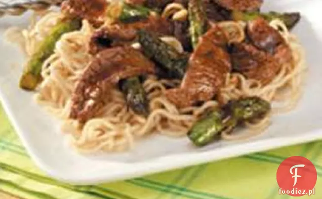 Szparagi Wołowina Lo Mein