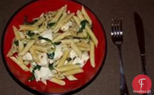 Szparagi, kurczak i makaron Penne