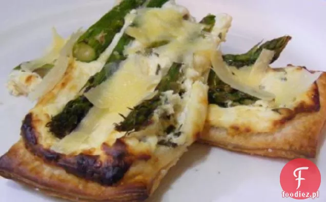 Ciasto ze szparagami i parmezanem