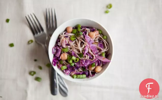 Sezamowo-Pomarańczowa Ciecierzyca, Kapusta I Makaron Soba