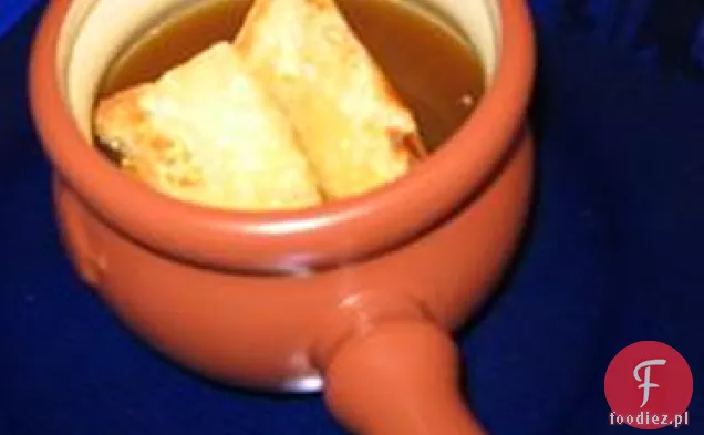 Francuska Zupa Cebulowa Z Brązowym Czosnkiem