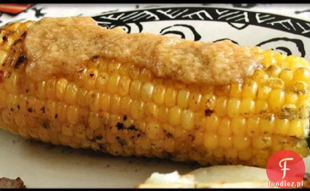 Kukurydza grillowana z pieczonym masłem czosnkowym-BBQ