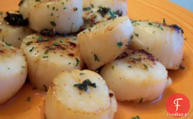 Coquilles St Jacques a La Provencale-przegrzebki z czosnkiem