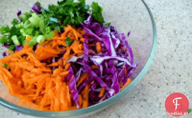 Chrupiące Tacos Z Czarnej Fasoli Z Fetą I Kapustą