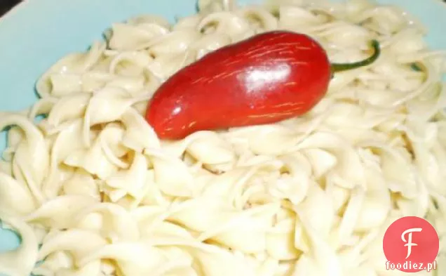 Oodles of Noodles-czosnek i ostra papryka