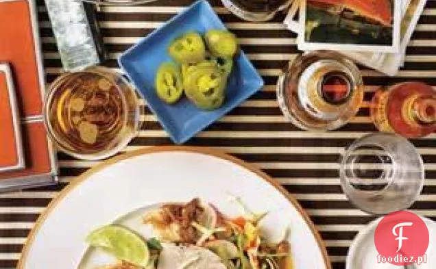 Slow-cooker Chipotle wołowe Tacos z kapustą i rzodkiewką