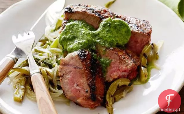 Bistec Con Chiles Verdes