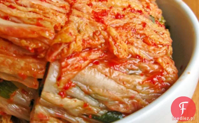 Kimchi (tradycyjne pikantne ogórki z kapusty Napa)