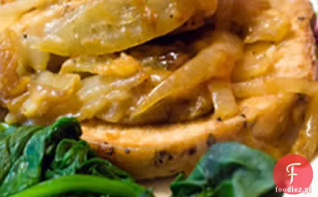 Pieczona wieprzowina z farszem cebulowym