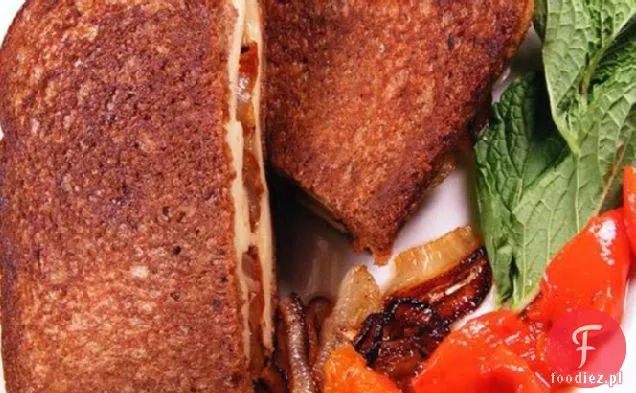 Francuska Zupa Cebulowa Grillowany Ser