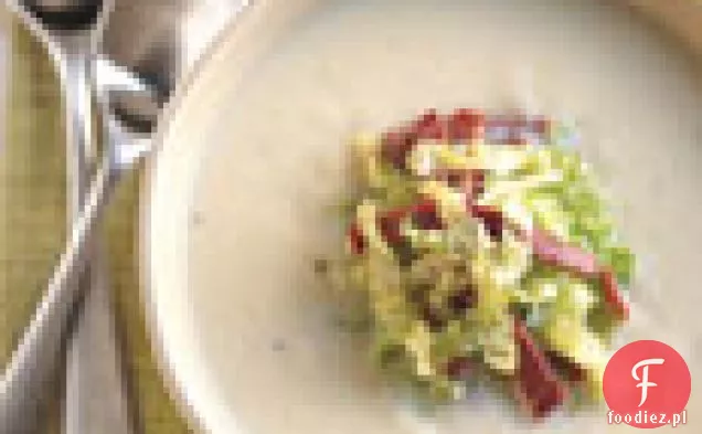 Zupa pasternakowa z peklowaną wołowiną i kapustą