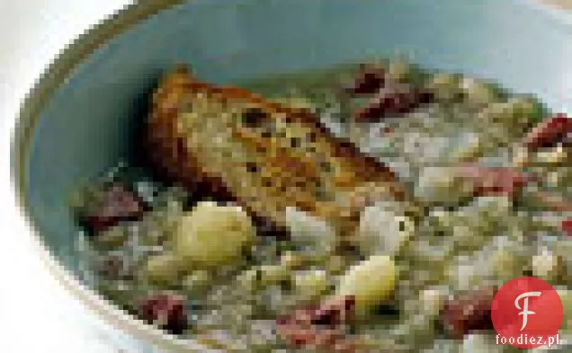 Zupa z kapusty i białej fasoli
