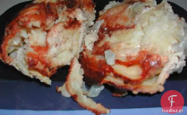 Ziemniaki z sosem cebulowym i parmezanem