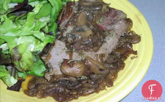 Kurczak z sosem pomidorowym i boczkiem (Pollo Alla Campagna)