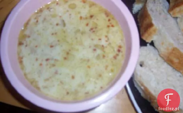 Toskańska zupa z białej fasoli i czosnku Giada