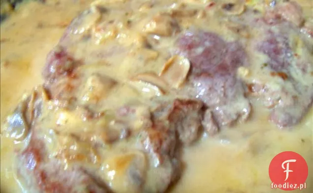 Stek Z Patelni Z Sosem Grzybowym