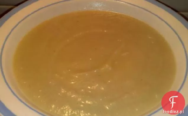 Zupa ziemniaczano-Pasternakowa