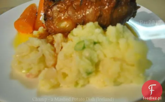 Champ -- danie z puree ziemniaczanego (Irlandia)