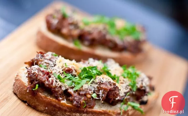 Ragù Z Policzków Wieprzowych