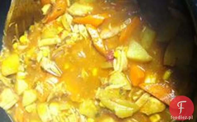 Curry z kurczaka bengalskiego z ziemniakami