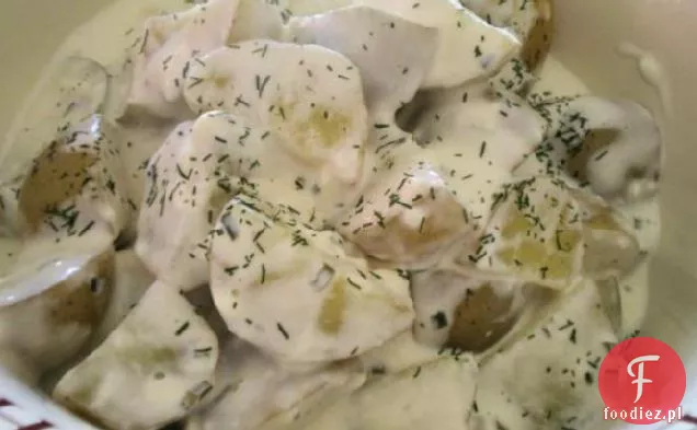 Młode ziemniaki w kremowym sosie koperkowym