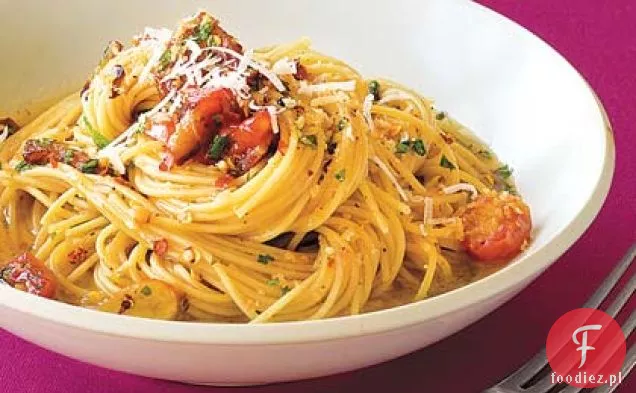 Capellini z boczkiem i bułką tartą