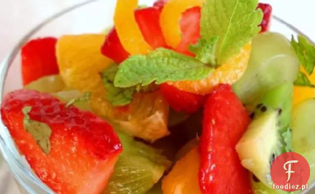 Sałatka z pomarańczy, truskawek i Kiwi (Ww)