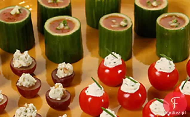 Ser pleśniowy-nadzienie orzechowe w kubeczkach winogronowych