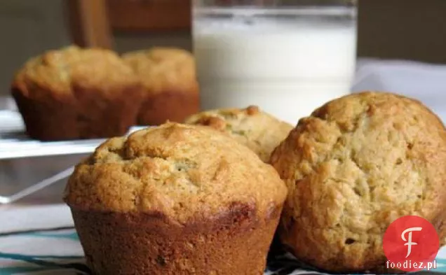 Pyszny i łatwy chleb bananowy lub babeczki
