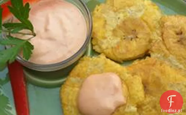 Tostones (dwa razy Smażone zielone plantany) z sosem majonezowo-Ketchupowym