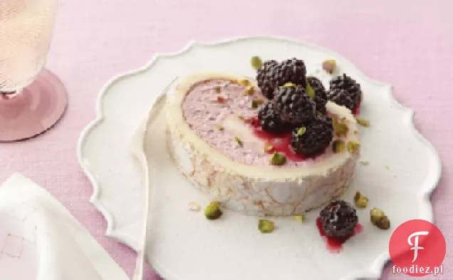 Jeżyna Chmurka ciasto z pistacjami