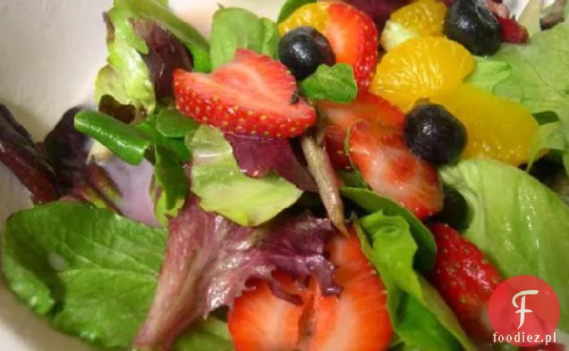 Mixed Fruit, Spring Greens W. Biała Czekolada-Pomarańcza Vinaigrette