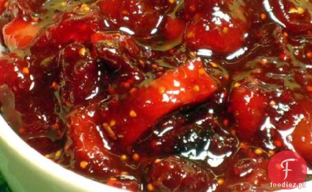 Sos żurawinowy z Porto, rozmarynem i suszonymi figami