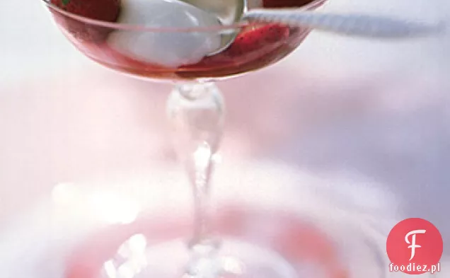 Maślanka Panna Cotta z truskawkami