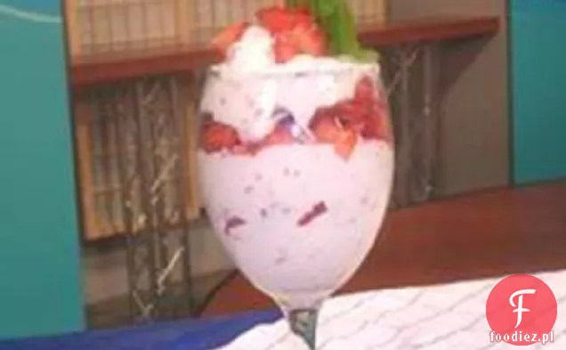 Mus Truskawkowy Parfait