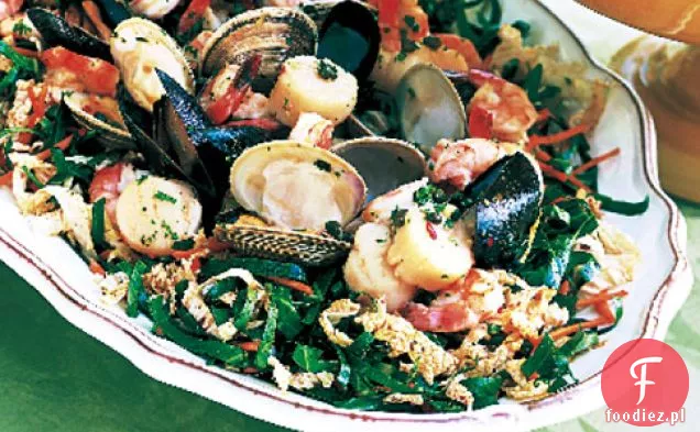 Sałatka Z Owoców Morza Z Collard Greens Slaw