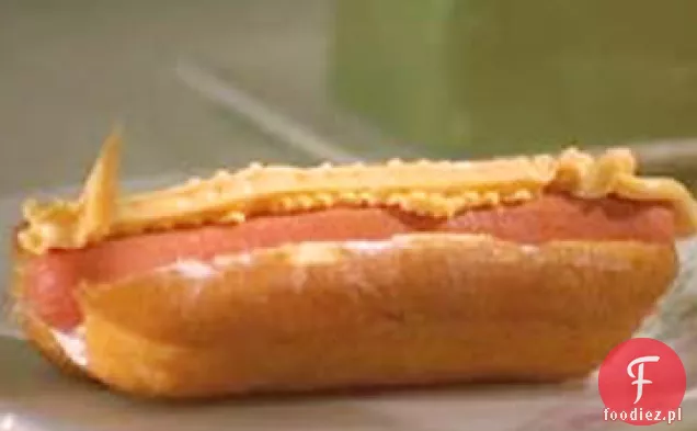 Twinkie ® Weiner Sandwich