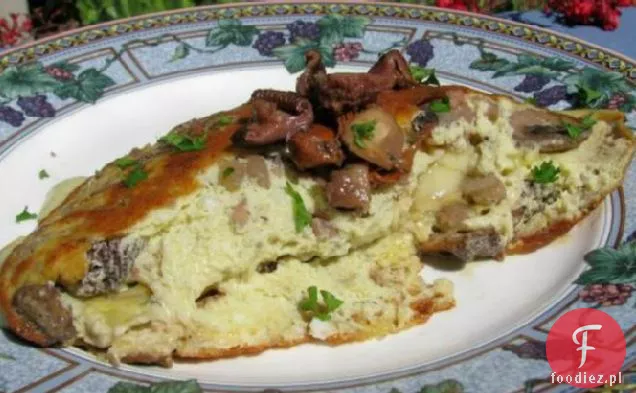 Omlet sufletowy z pieczarkami Brie i cebulą