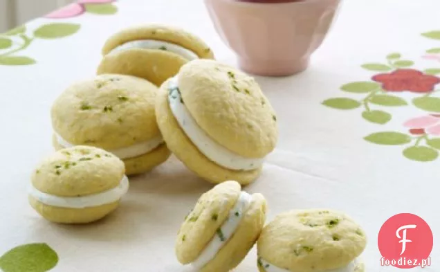 Jalapeño Cornbread Whoopie placki z miodem maślanym