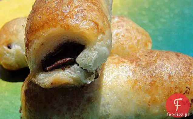 Petits Pains Au Chocolat