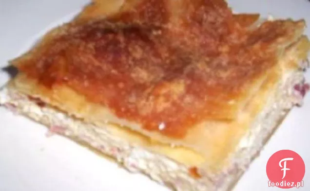 Tiropita (Greckie Pikantne Ciasto Serowe)
