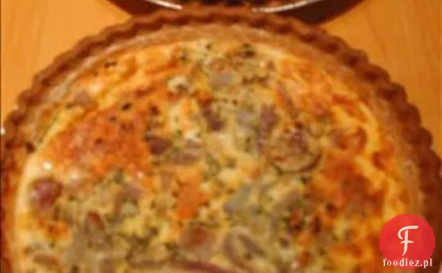 Cebulowy Cheddar Quiche