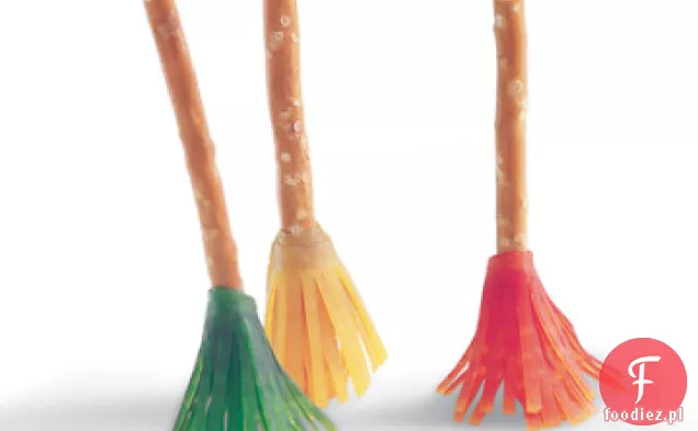 Mini Witch ' s Brooms (Halloween Lunch Box Surprise)