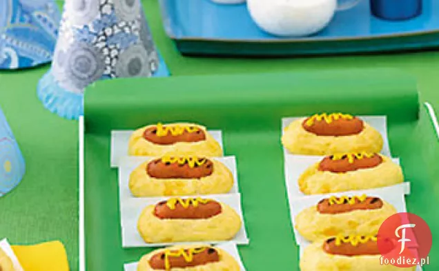 Mini Hot dogi w bułeczkach Cheddar