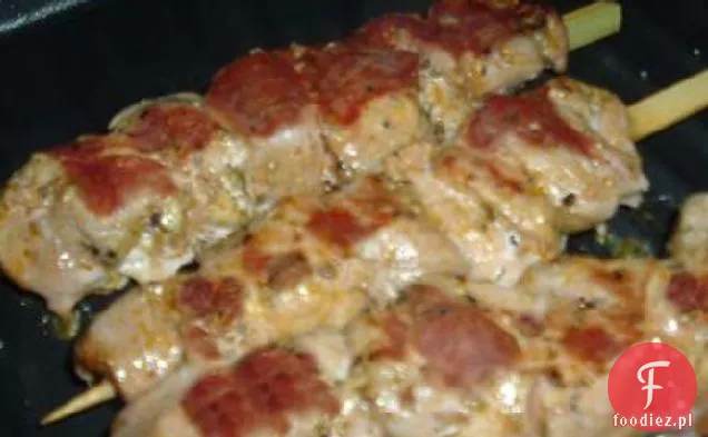 Souvlaki z kurczaka lub wieprzowiny