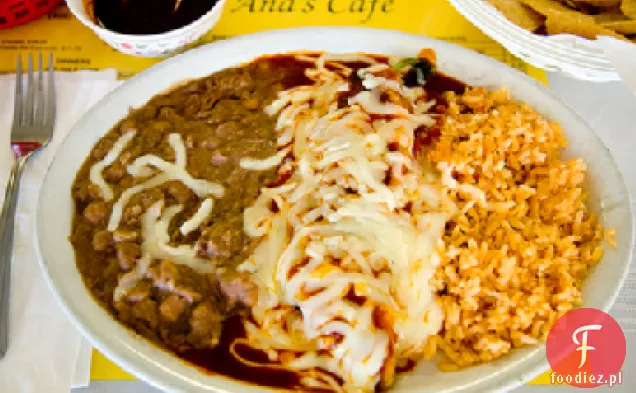 El Diablo (Chile Rellenos Z Brązowym Ryżem)