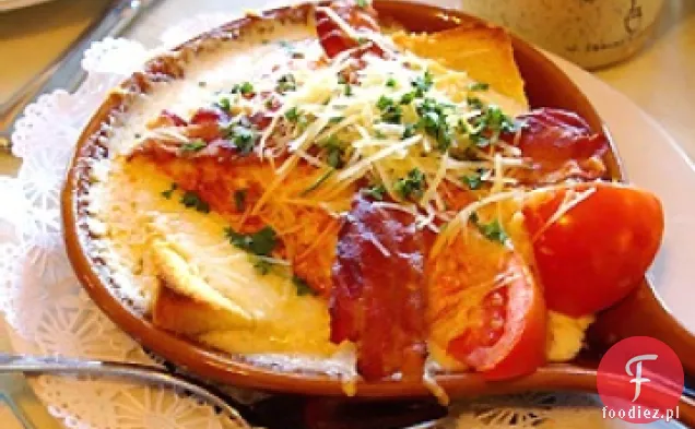 The Brown Hotel ' s Hot Brown Sandwich Zapiekanka