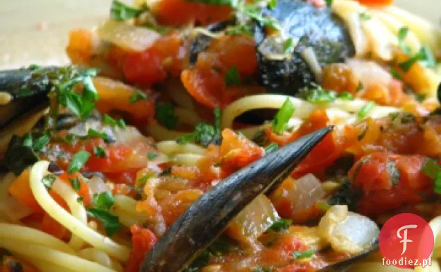 Spaghetti z małżami (Spaghetti con le Cozze)