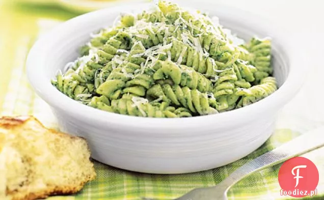 Makaron z jogurtowym Pesto